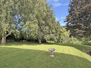 Photo 8- click for photo gallery